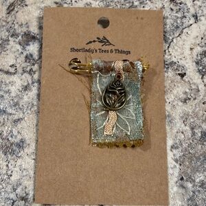 Gold and Green Brooch with Rose Charm